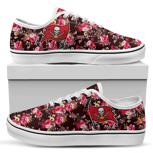Men's Tampa Bay Buccaneers Vans Low Top Sneakers 005
