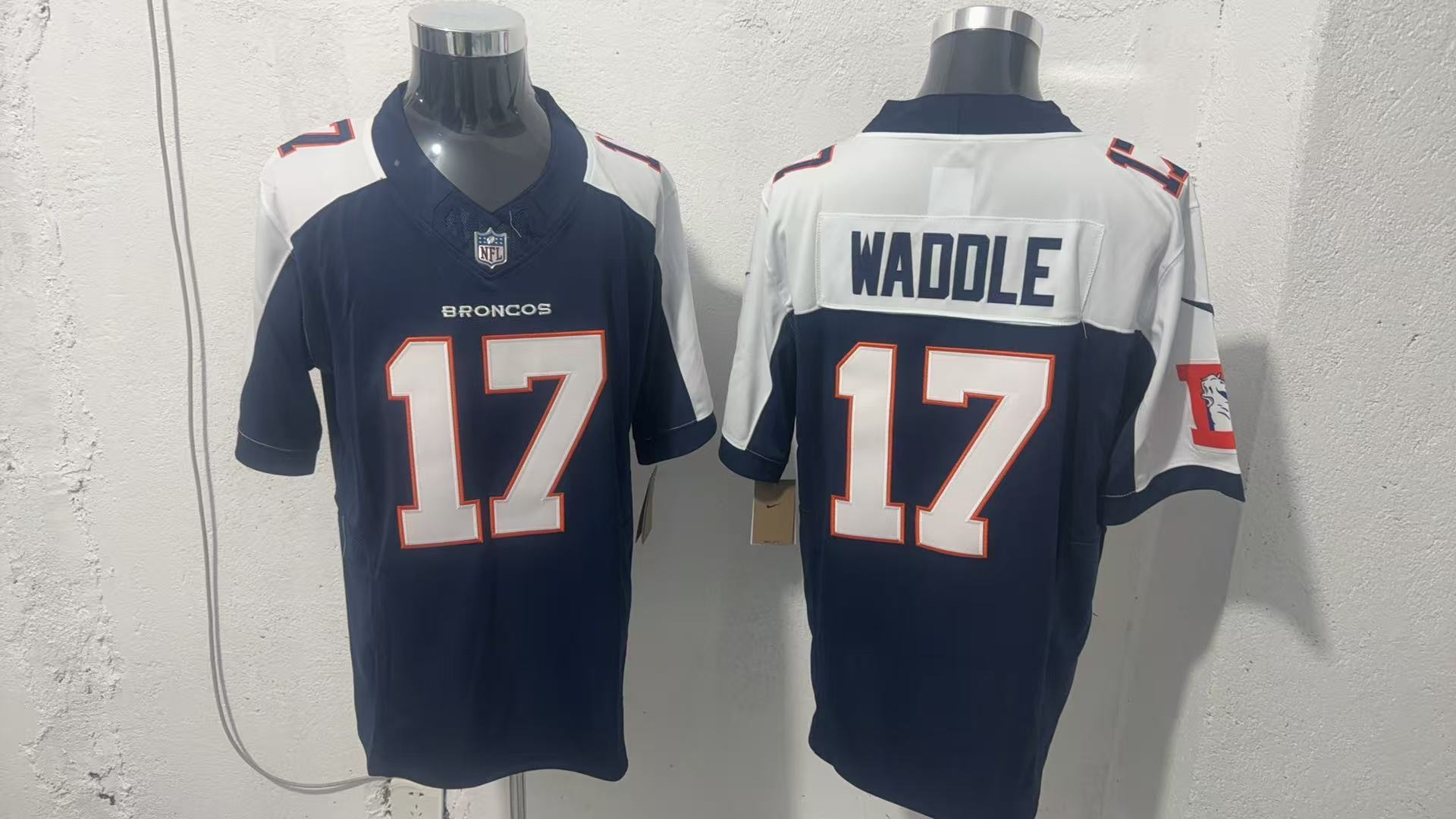 Men's Denver Broncos #17 Jaylen Waddle Navy/White 2026 Vapor Limited Stitched Football Jersey