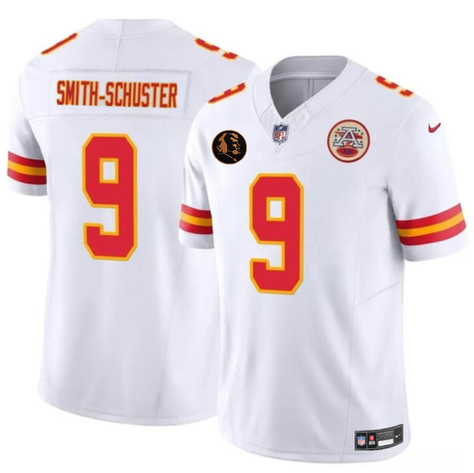 Men’s Kansas City Chiefs #1 Xavier Worthy White 2025 F.U.S.E. John Madden Patch Vapor Untouchable Limited Stitched Football Jersey