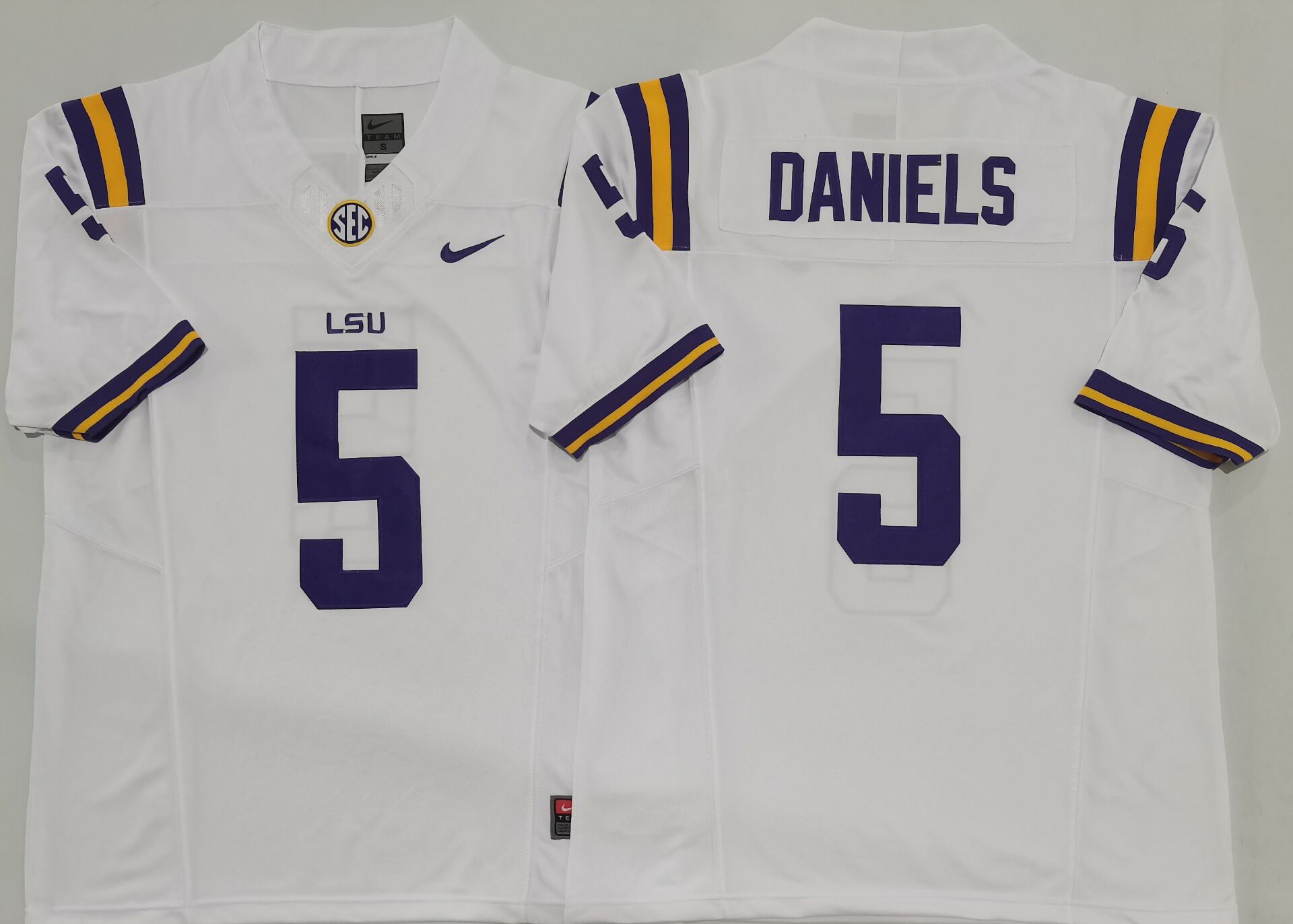 Men's LSU Tigers #5 Jayden Daniels White F.U.S.E. Stitched Jersey Men's LSU Tigers #5 Jayden Daniels White F.U.S.E. Stitched Jersey