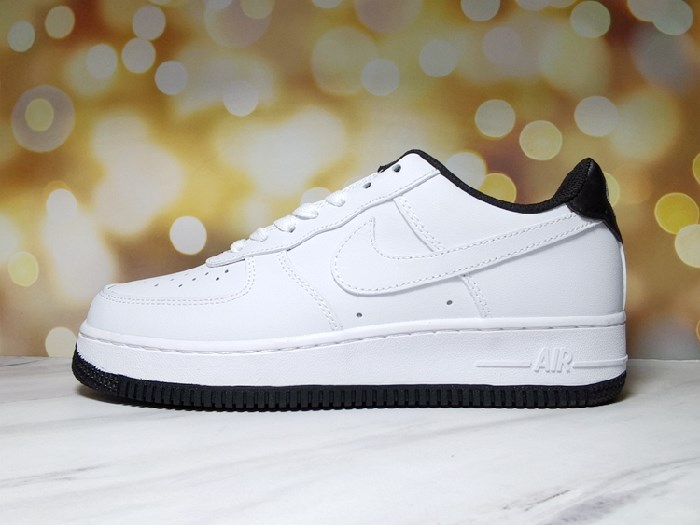 Women's Air Force 1 Black/White Shoes 0117 Women's Air Force 1 Black/White Shoes 0117