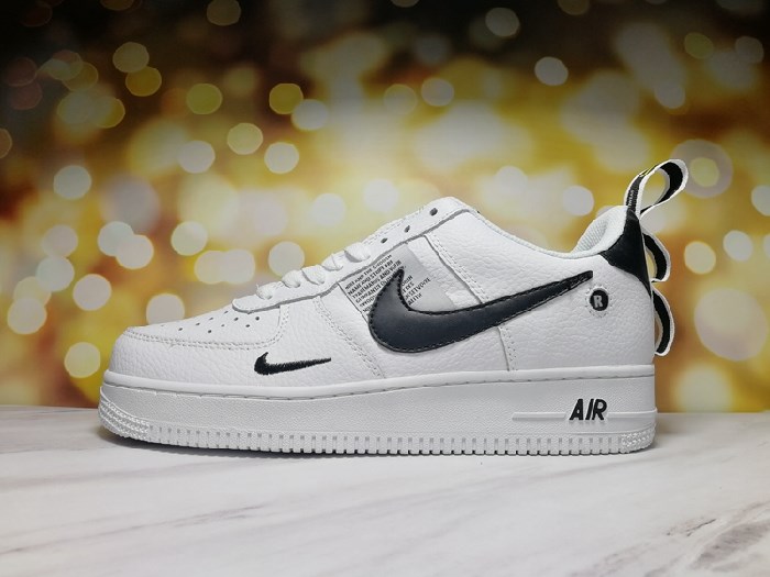Women's Air Force 1 White/Black Shoes 0196 Women's Air Force 1 White/Black Shoes 0196